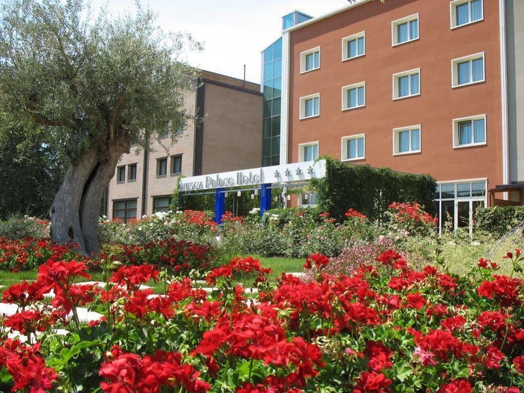 Anusca Palace Hotel Castel San Pietro Terme Exterior foto